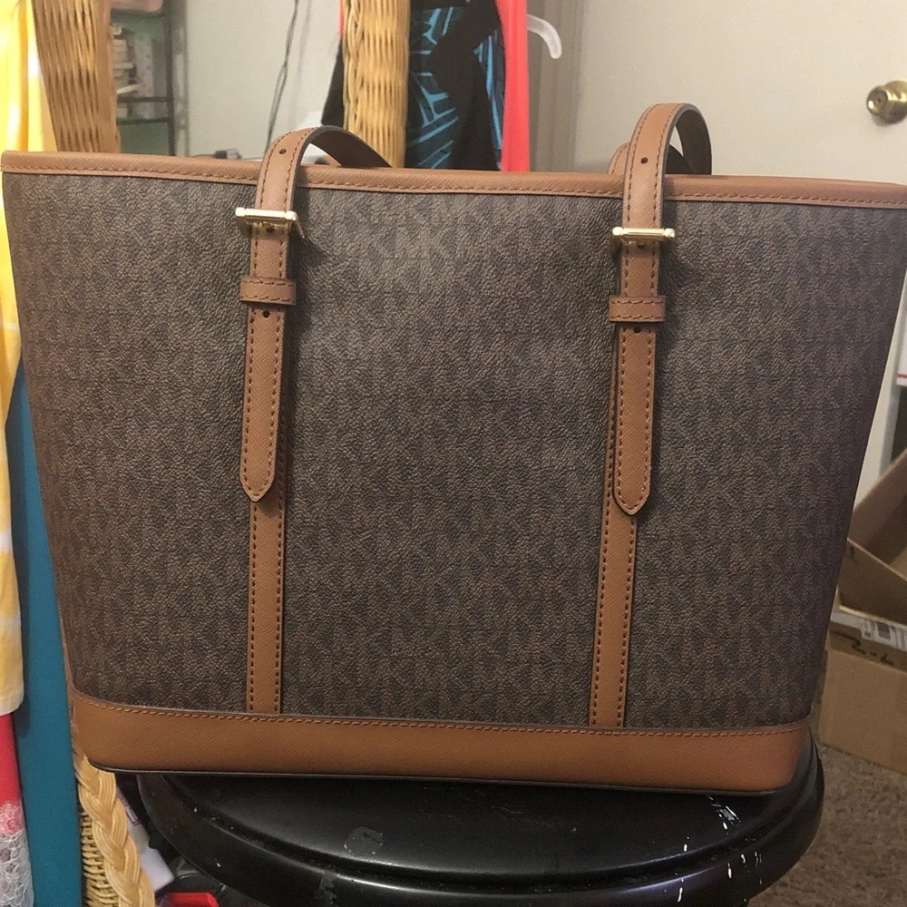 Michael Kors Brown and Tan Tote Bag - Picture 2 of 5